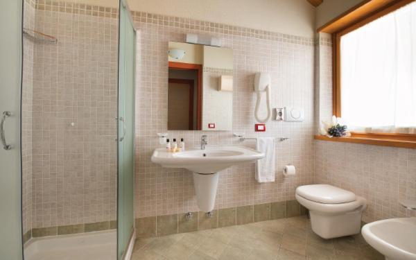 Residence Adamello Resort Ponte Di Legno Chambre photo